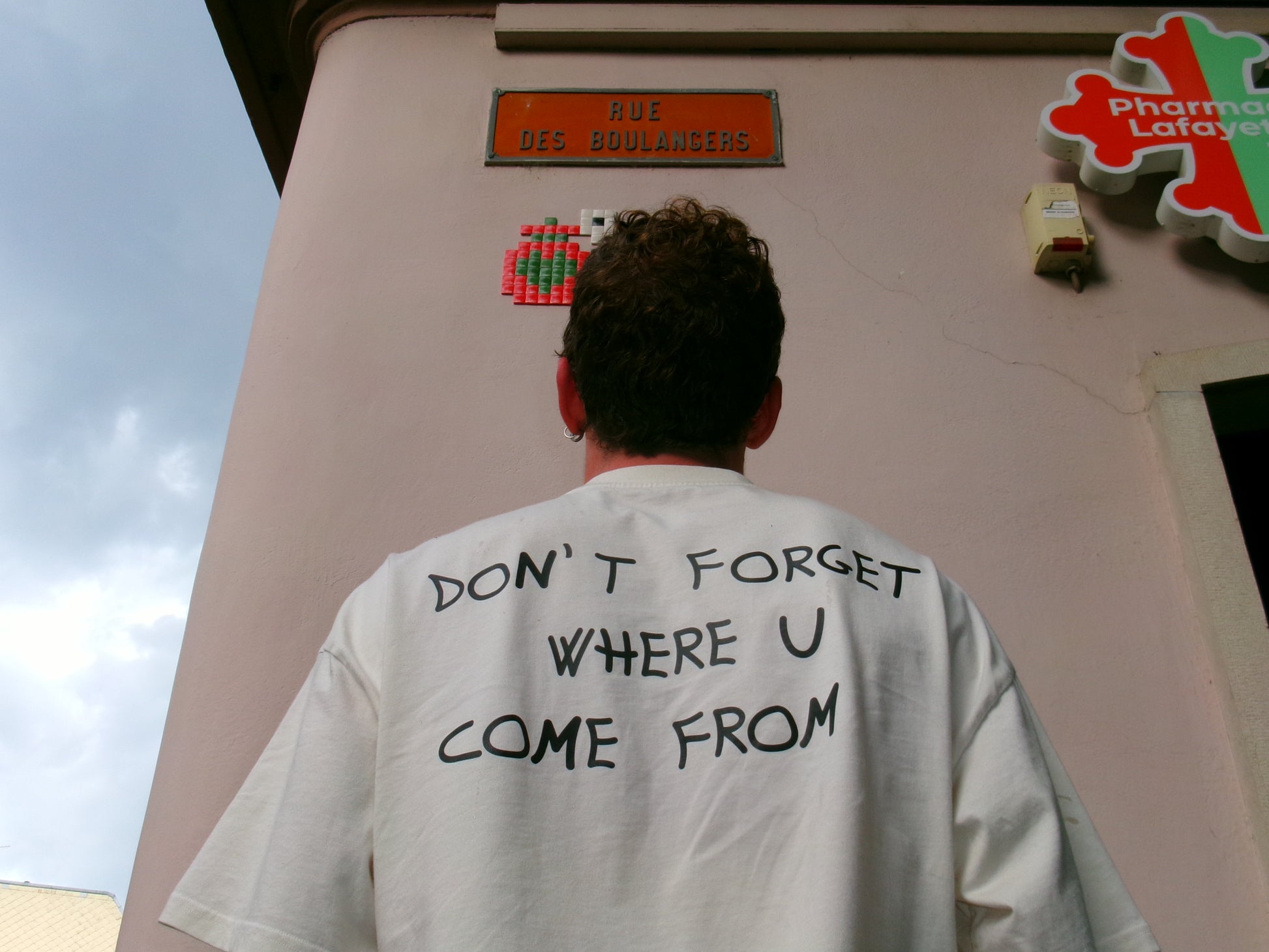 01. "DFWYCF" - Loose-Fit Tee Off-White