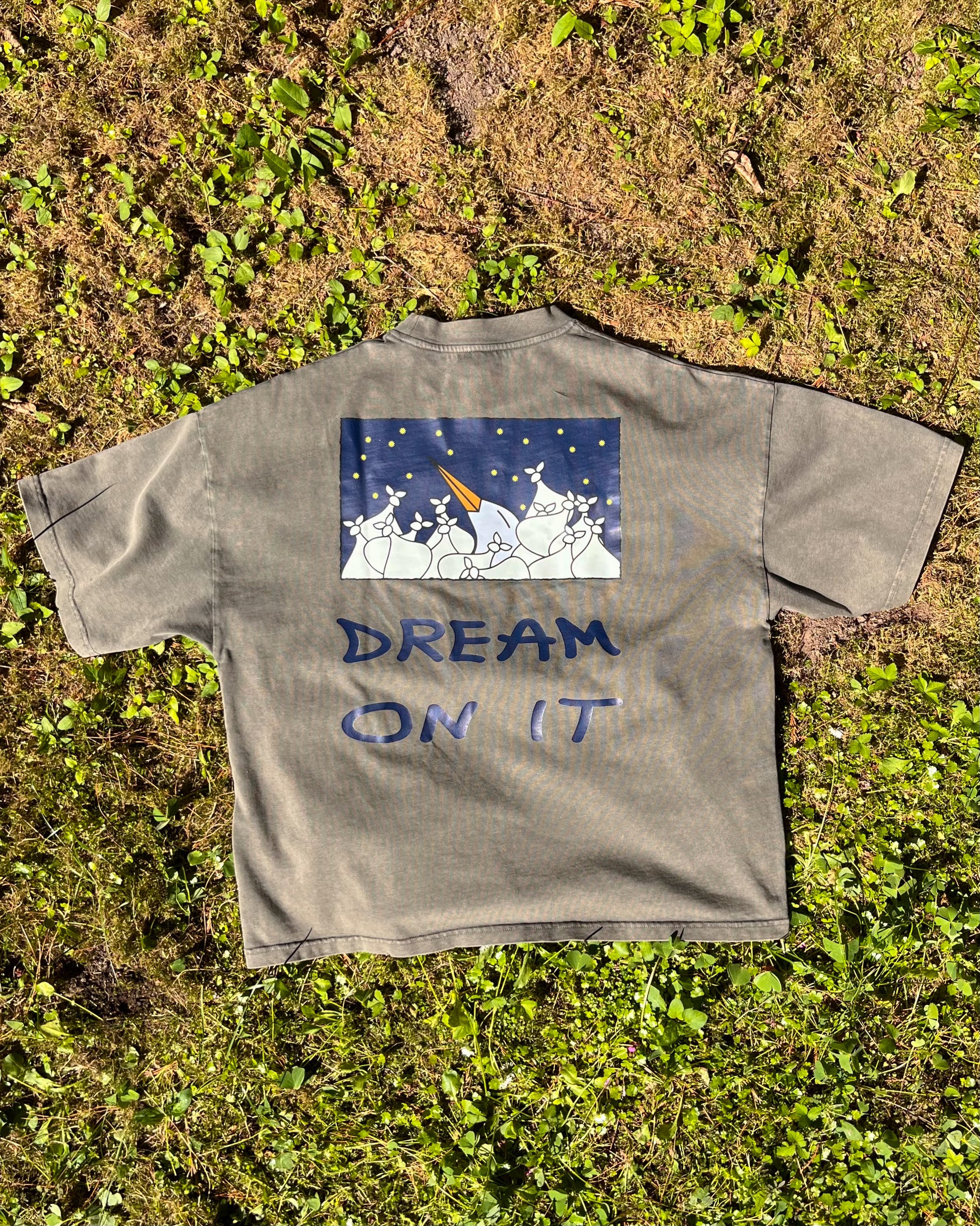 03. "DREAM" - Loose-Fit Tee Military Green